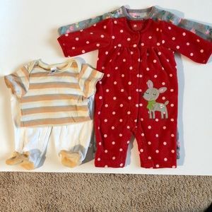 Baby’s clothes bundle